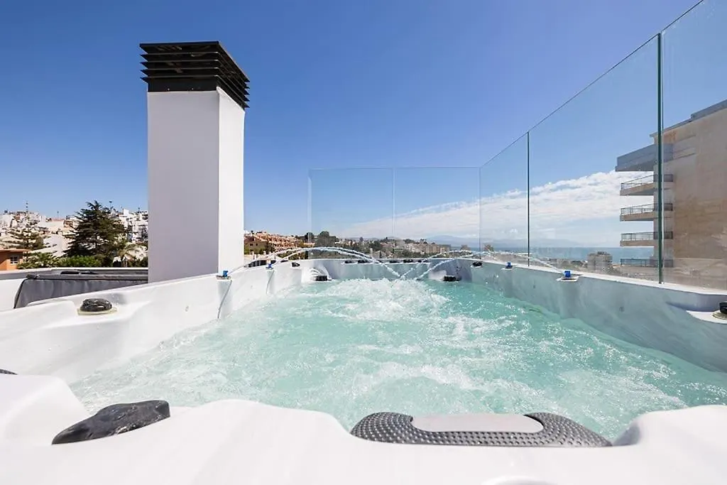 Luxury Carihuela With Private Jacuzzi By Ensuite Torremolinos