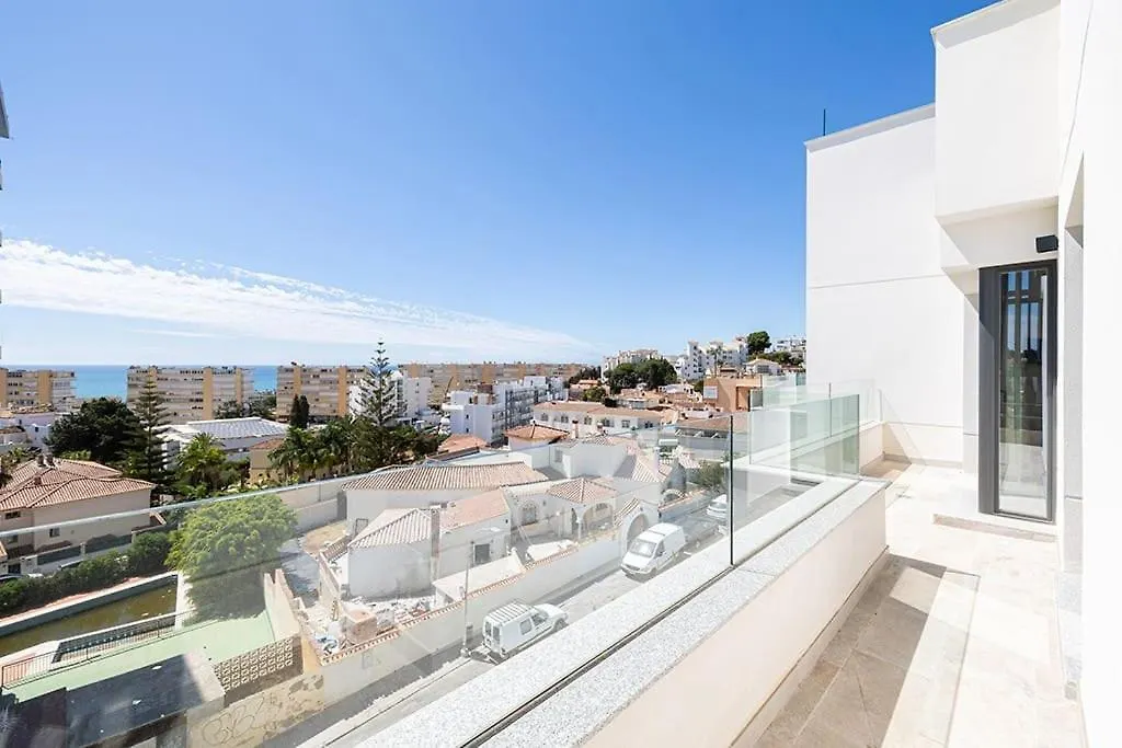 Luxury Carihuela With Private Jacuzzi By Ensuite Torremolinos Apartment
