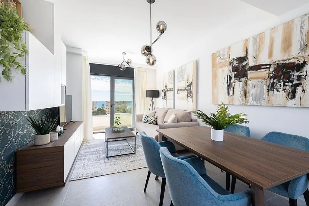 Luxury Carihuela With Private Jacuzzi By Ensuite Torremolinos